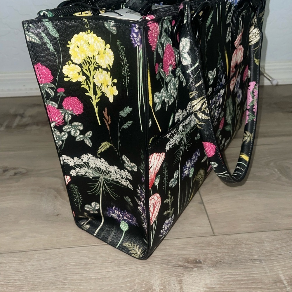NWT Steve Madden Floral Black Tote Bag - Picture 3 of 10